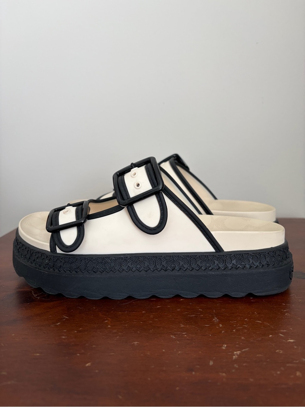 Coach Lainey Sandal - Picture 7 of 11